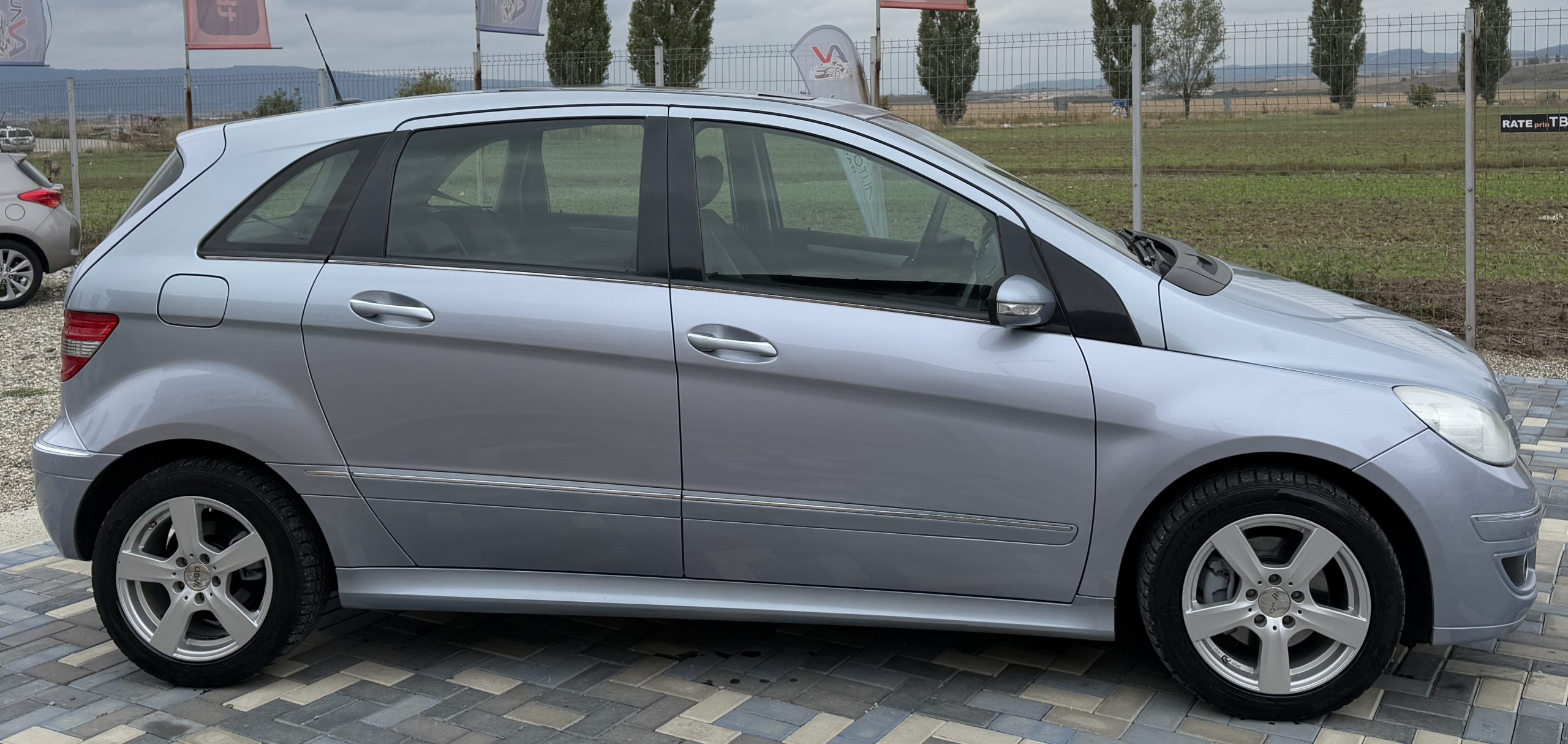 Mercedes Benz B200 2.0CDI 140CP 2006 avantgarde import Germania!