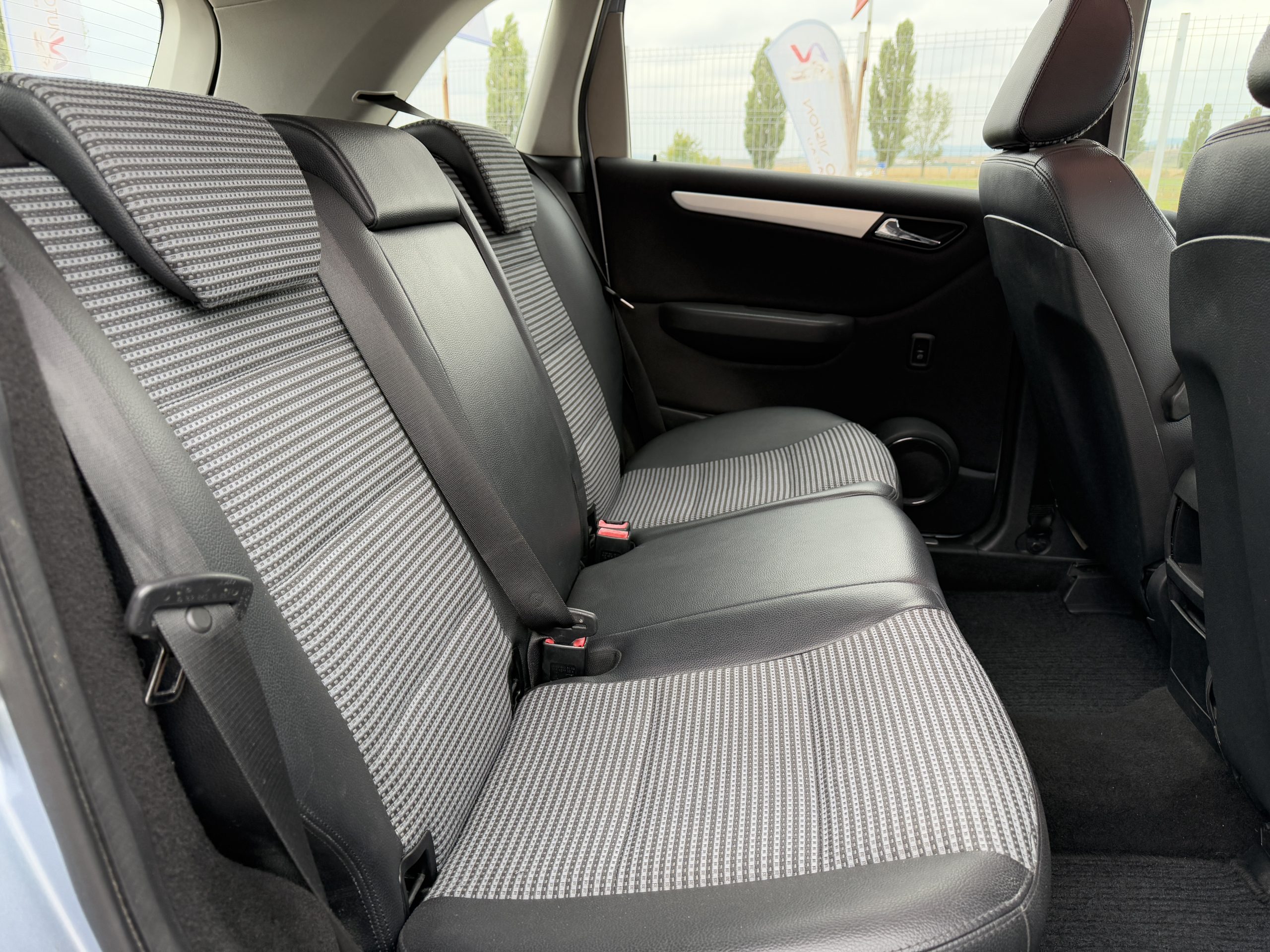 Mercedes Benz B200 2.0CDI 140CP 2006 avantgarde import Germania!