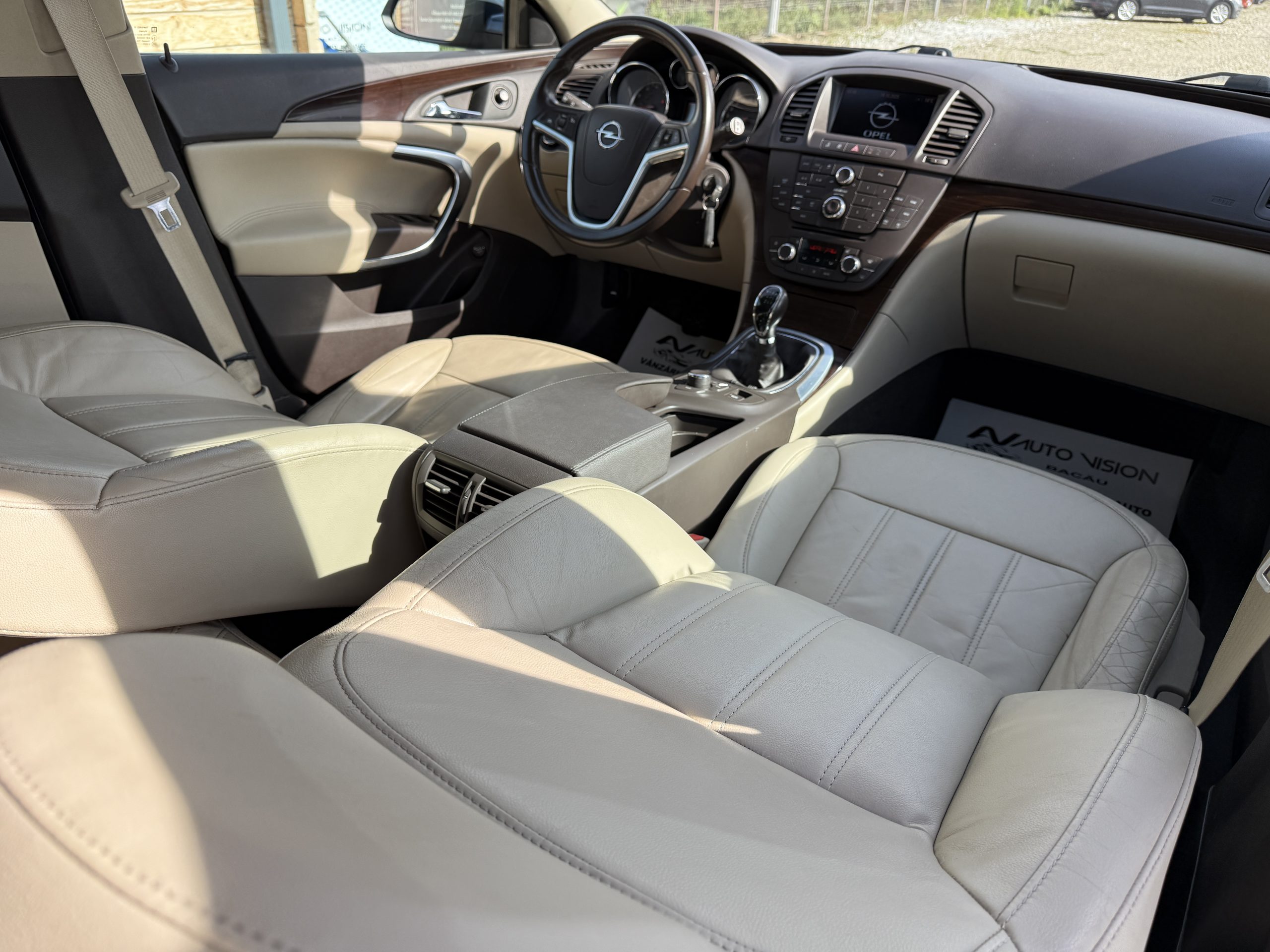 Opel Insignia 2.0 Benzina 220Cp 2009 E5 FULL Piele Impecabila!