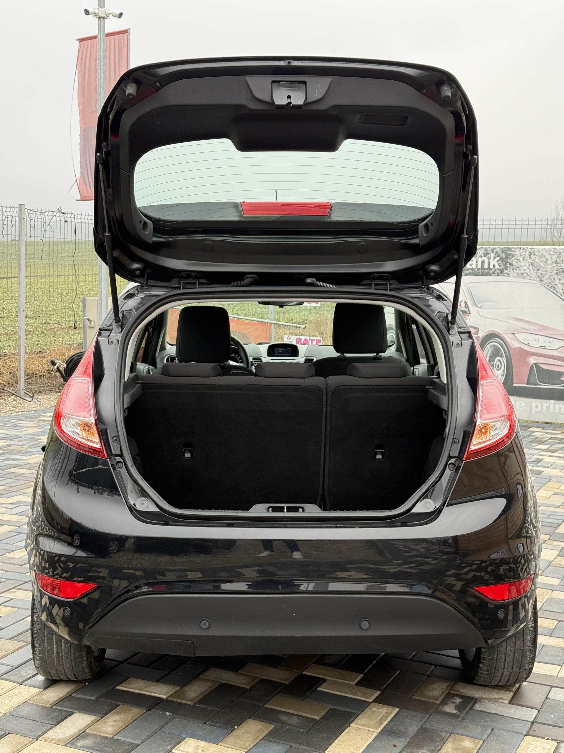 Ford Fiesta 1.0ecoboost benzina 12/2015 E6 Km reali Impecabila!