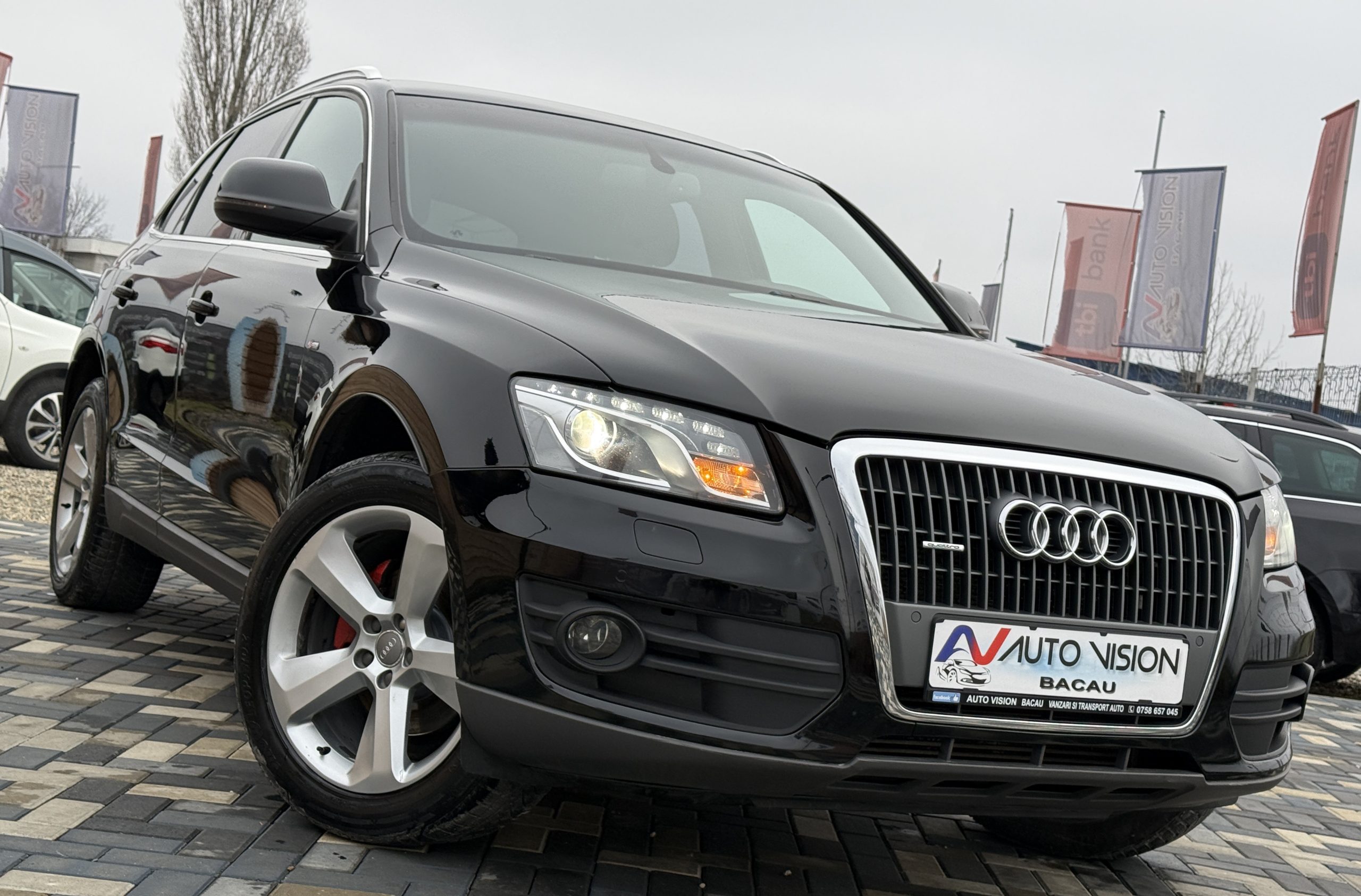 Audi Q5 Quattro S-line 2.0 TDI 170Cp Automata 2011 E5 Led NAV RO