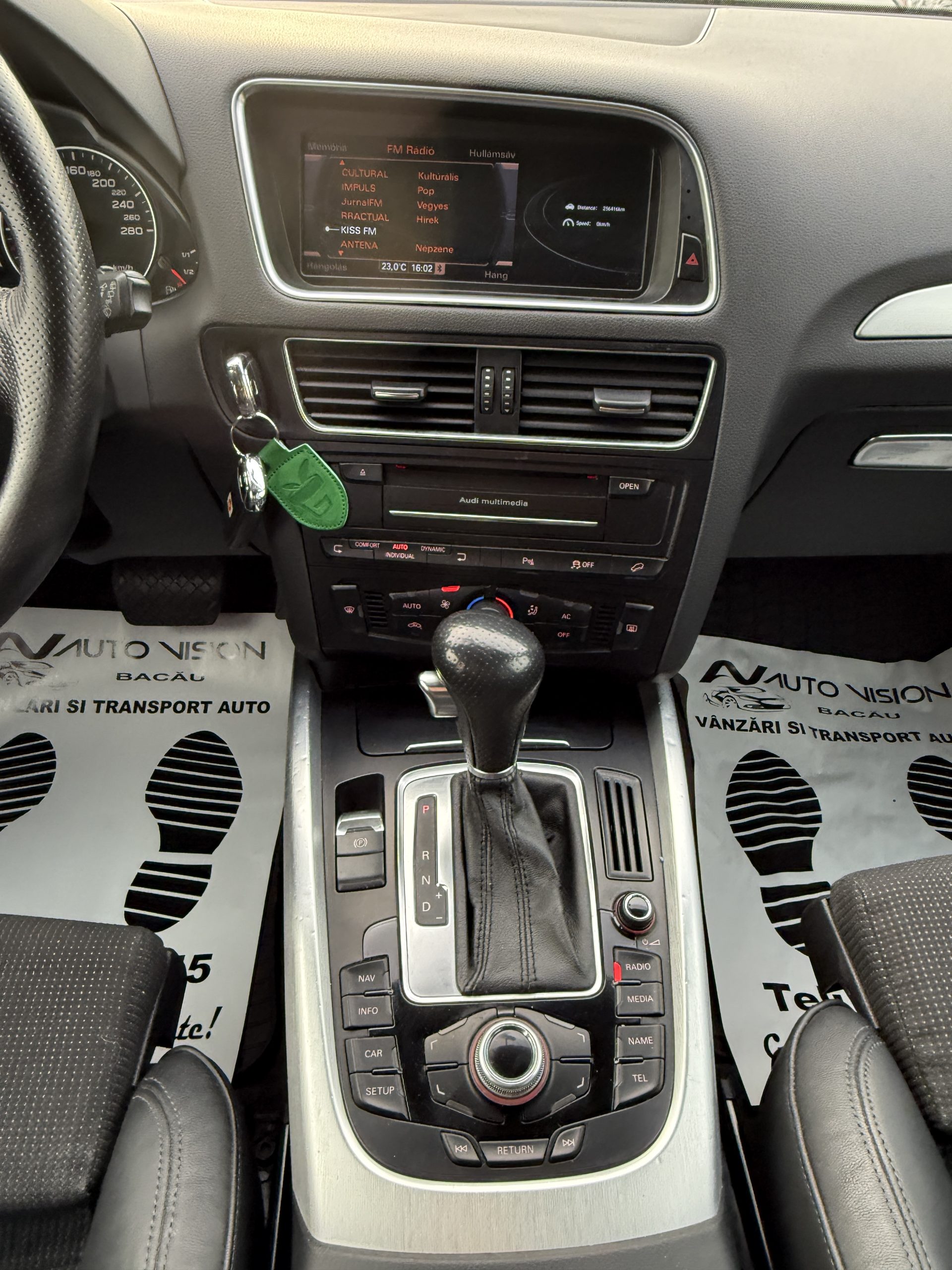 Audi Q5 Quattro S-line 2.0 TDI 170Cp Automata 2011 E5 Led NAV RO