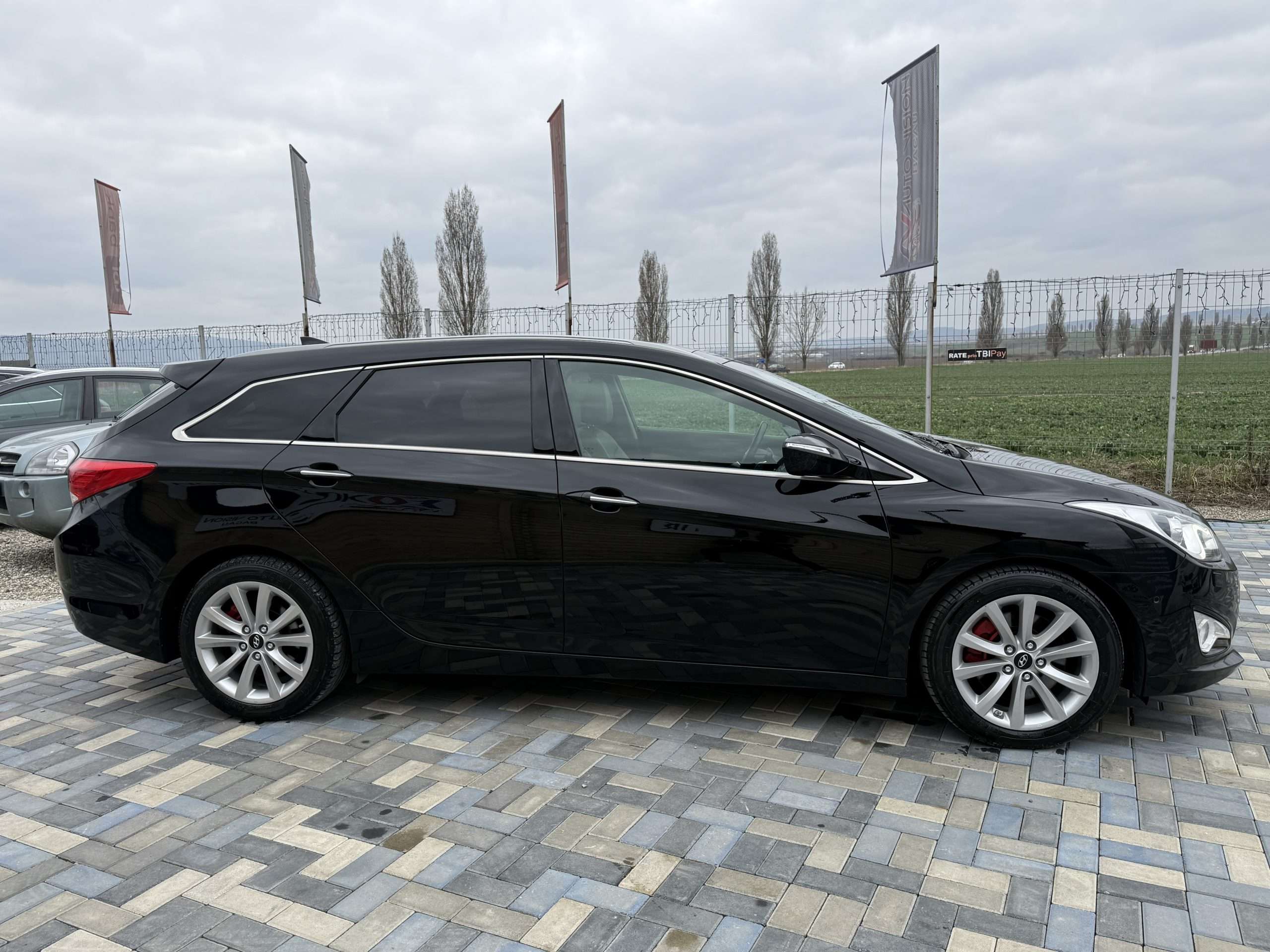 Hyundai i40 AUTOMATA 1.7DIESEL 136CP 11/2014 Extra FULL Germania