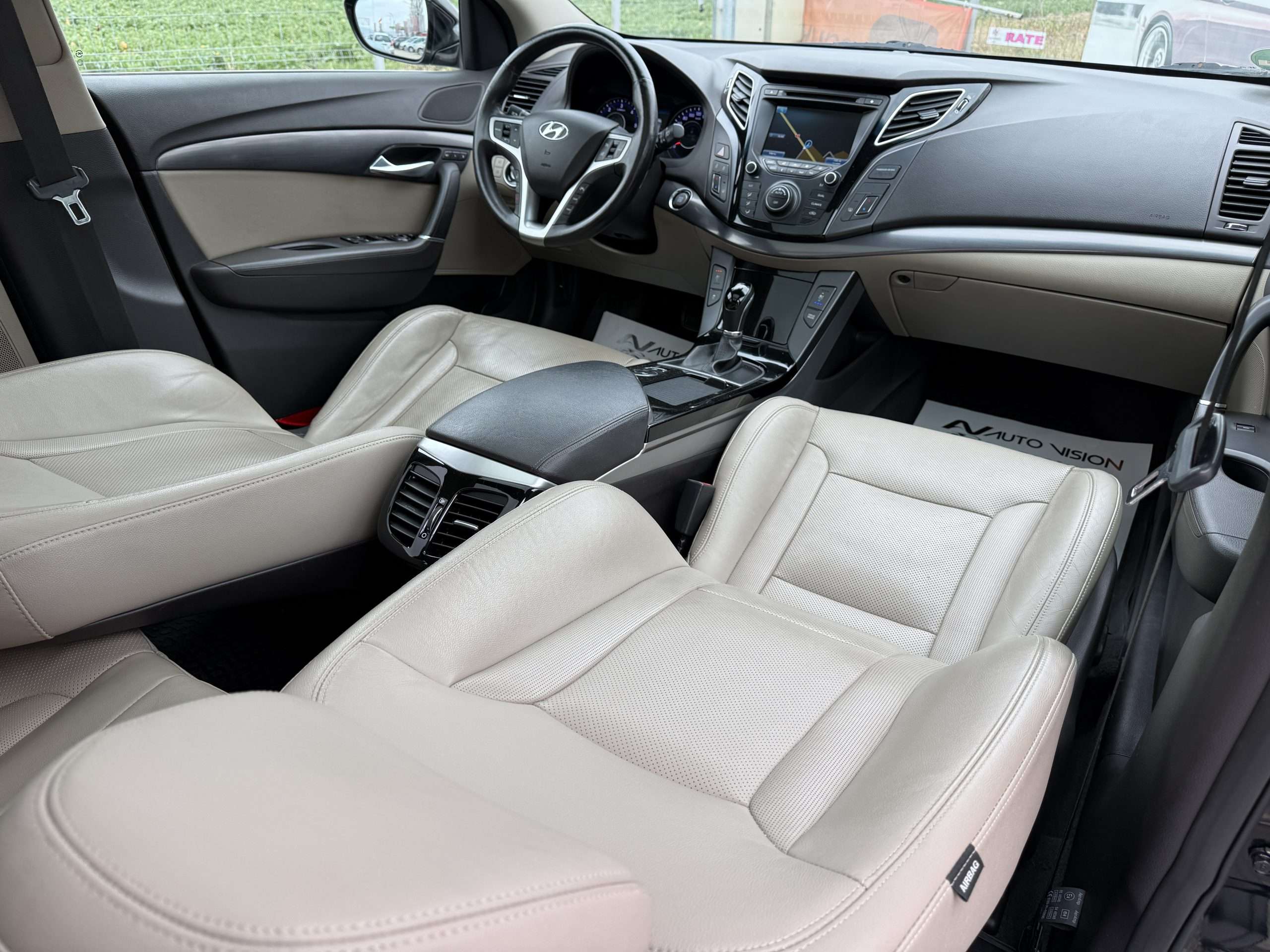 Hyundai i40 AUTOMATA 1.7DIESEL 136CP 11/2014 Extra FULL Germania