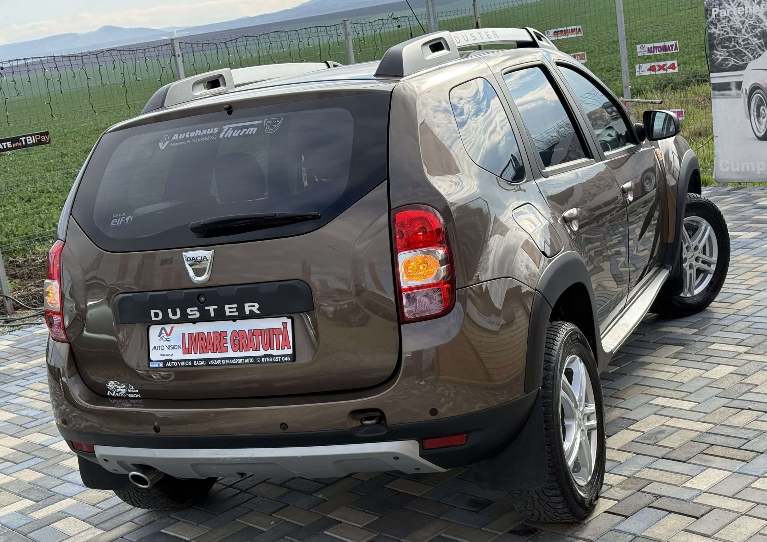 Dacia Duster 1.6 Benzina 115Cp 4×4 12/2016 Km reali 140672 Euro6 NAV Import Germania!
