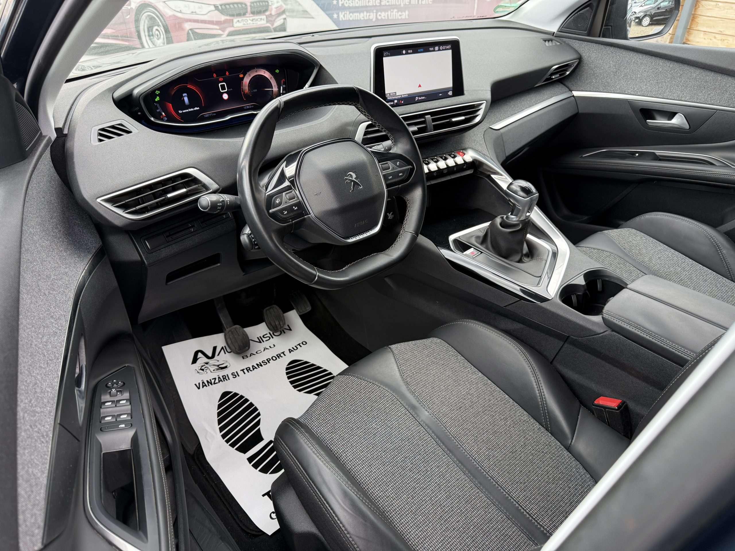 *Peugeot 5008 PureTech 1.2 Benzina 130Cp 06/2017 E6 i-Cockpit digital Full LED Km reali import Germania!