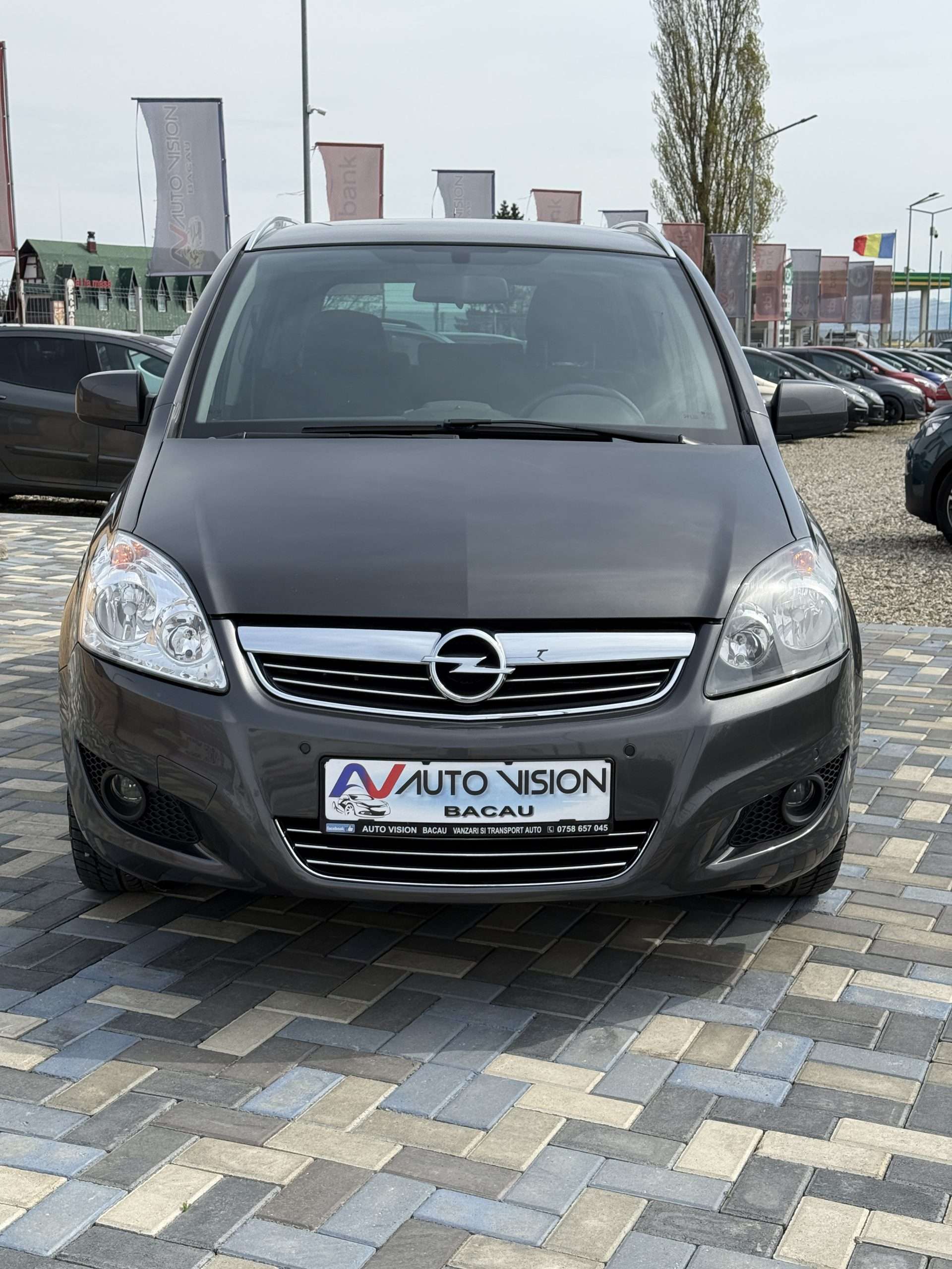 Opel Zafira EcoFlex 1.7CDTi 125CP 09/2011 E5 7 LOCURI NAV AC Import Germania!
