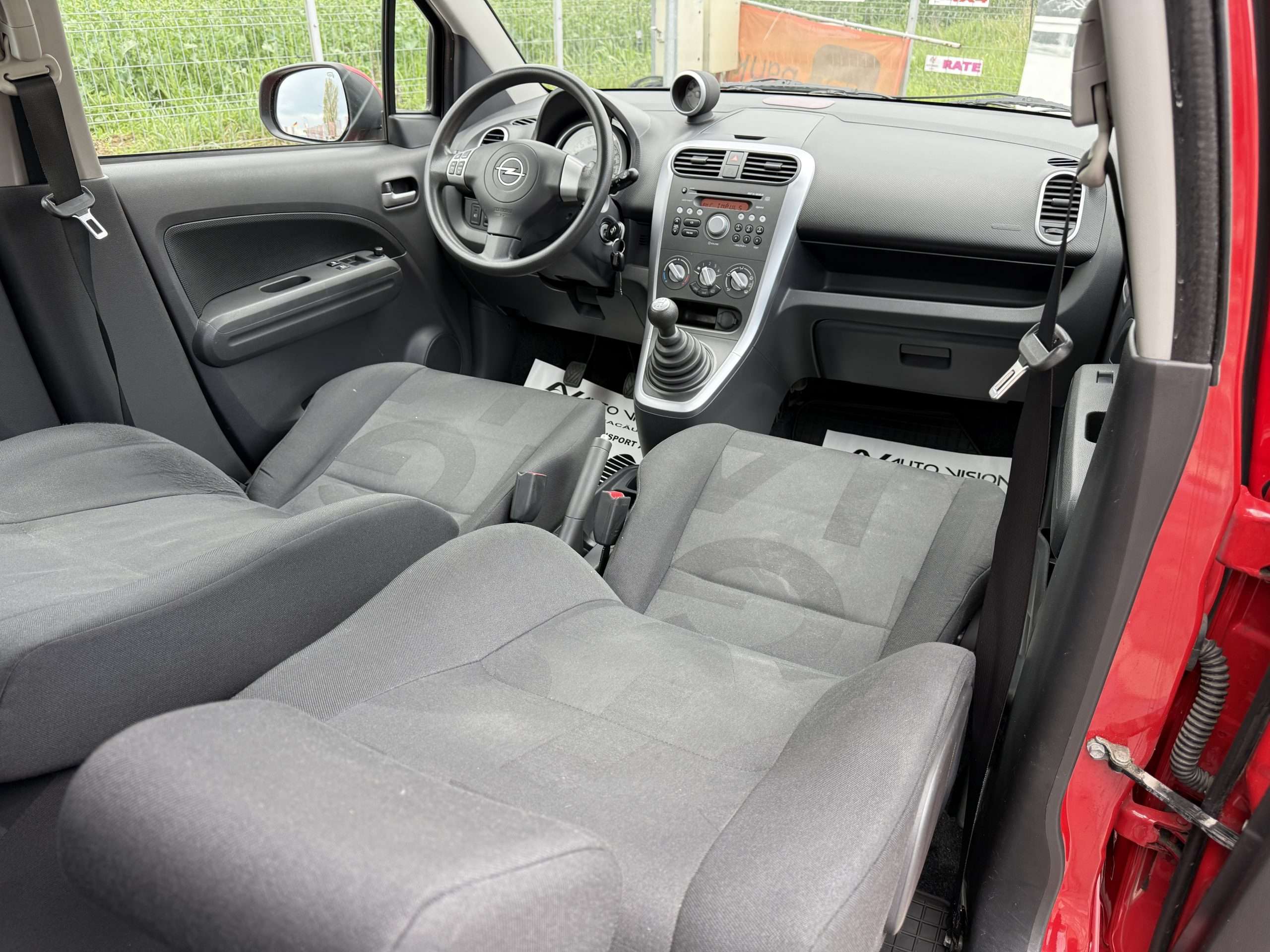 Opel Agila 1.0 Benzina facelift 65Cp 08/2010 Ac MP3 Anvelope vara/iarna Km reali 103.944 import Austria!