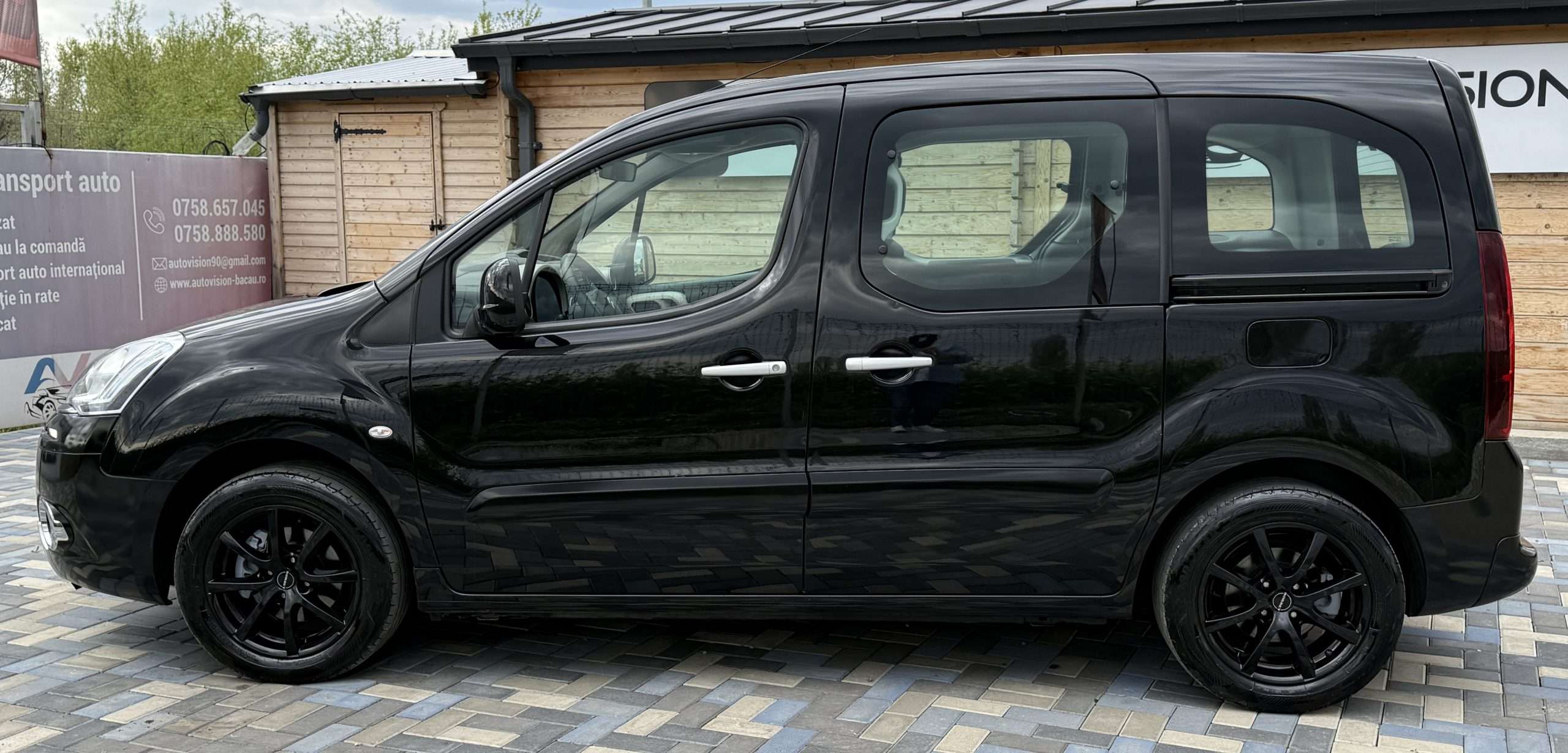 Citroen BERLINGO 1.6 Diesel 93CP 09/2014 Euro5 Ac Km reali stare impecabila Import Germania !