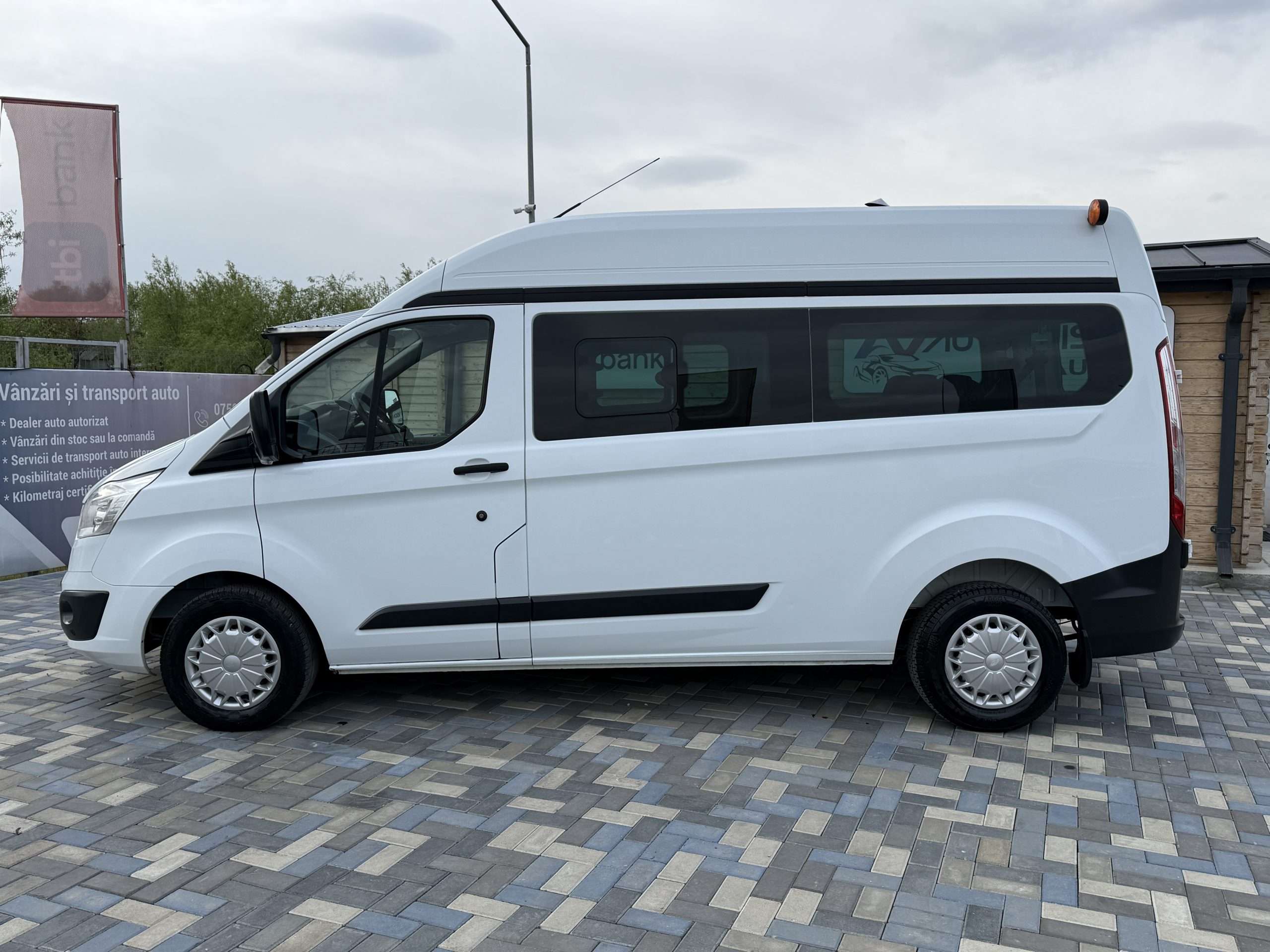 Ford Transit CUSTOM 8+1 locuri 2.2TDci 125CP 10/2014 scaune individuale in stare ireprosabila import Germania!