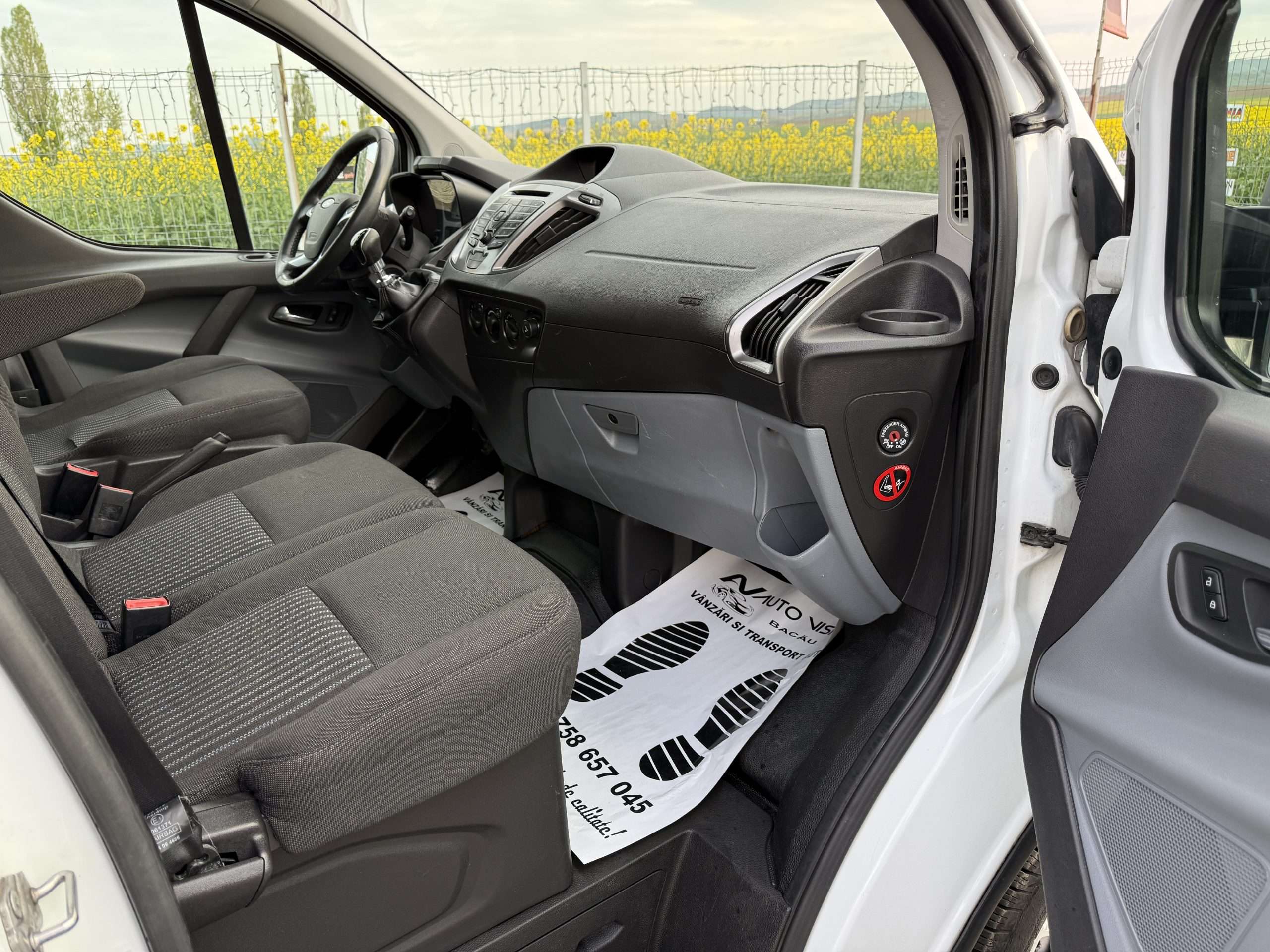 Ford Transit CUSTOM 8+1 locuri 2.2TDci 125CP 10/2014 scaune individuale in stare ireprosabila import Germania!