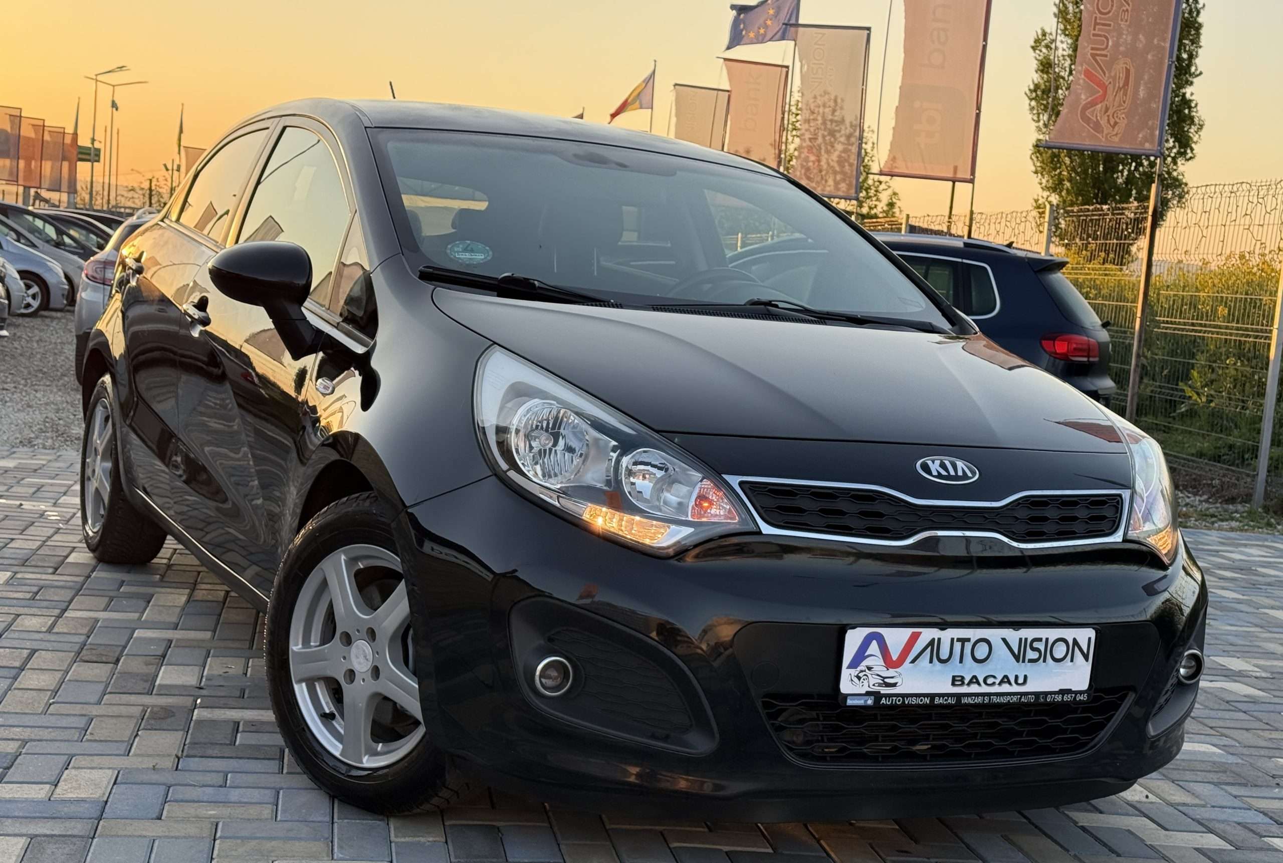 Kia Rio 1.4 Benzina 109 Cp 10/2014 EURO5 Clima 6+1 trepte km reali Import Germania!