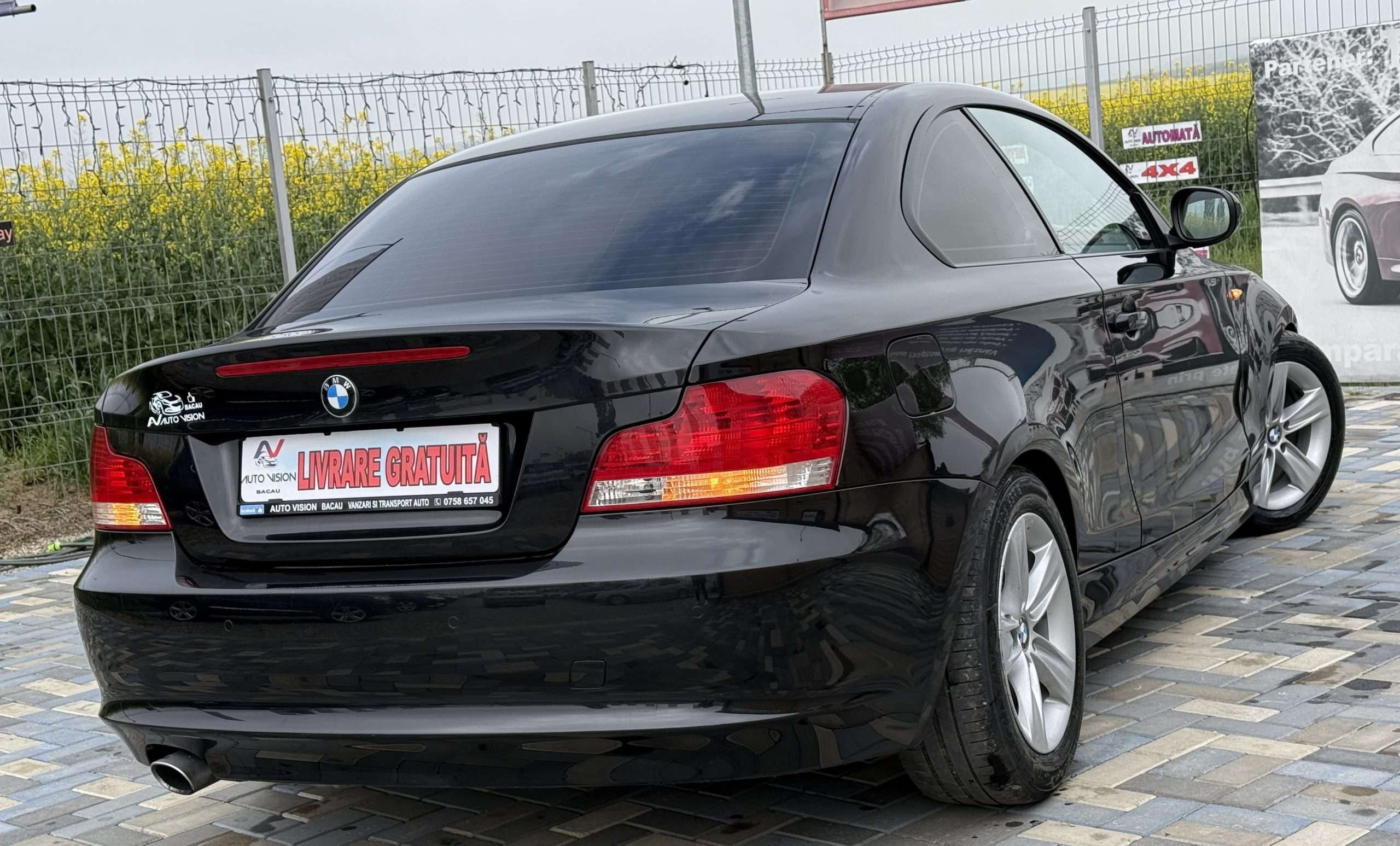 BMW Seria 1 COUPE 2.0 Benzina 170CP 09/2010 Euro5 6+1 trepte Clima import Germania !
