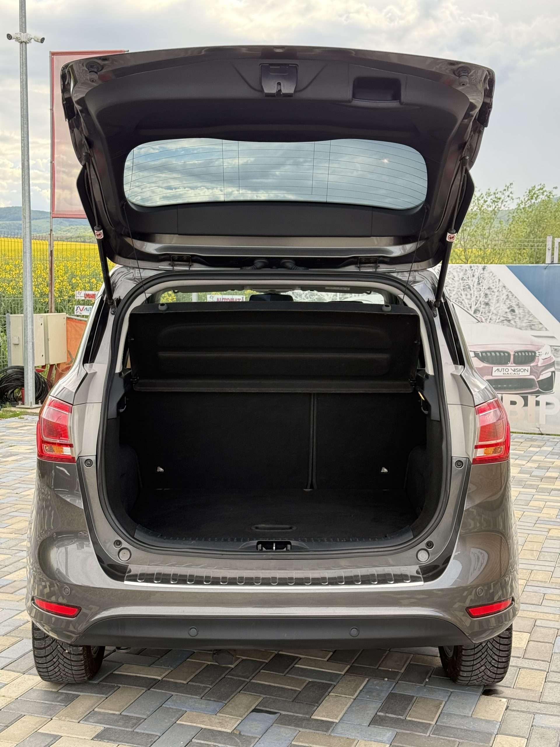 Ford Focus B-MAX 1.0ecoboost benzina 101Cp 03/2017 Euro6 Km abolut reali Import Belgia!