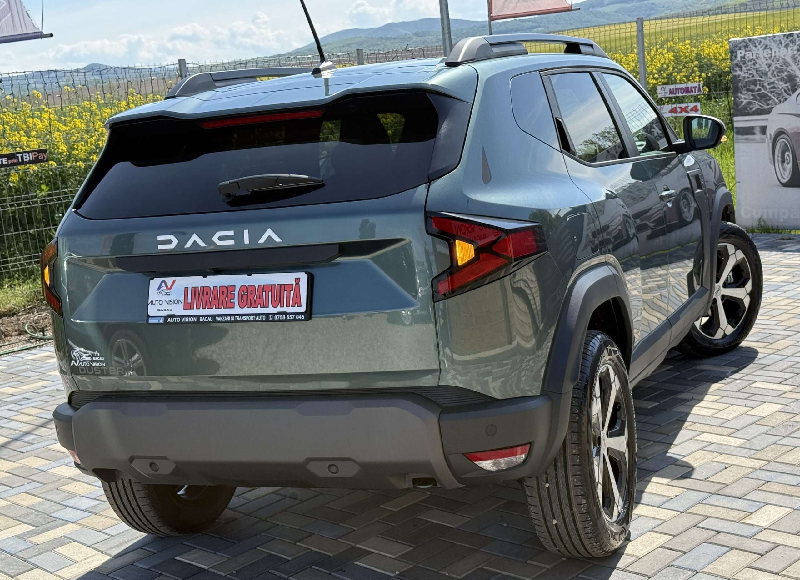 DACIA DUSTER Expression ECO-G 120CP–BENZINA+GPL Cutie AUTOMATA 2026 NOU TVA deductibil garantie de producator 3 ani STOC!