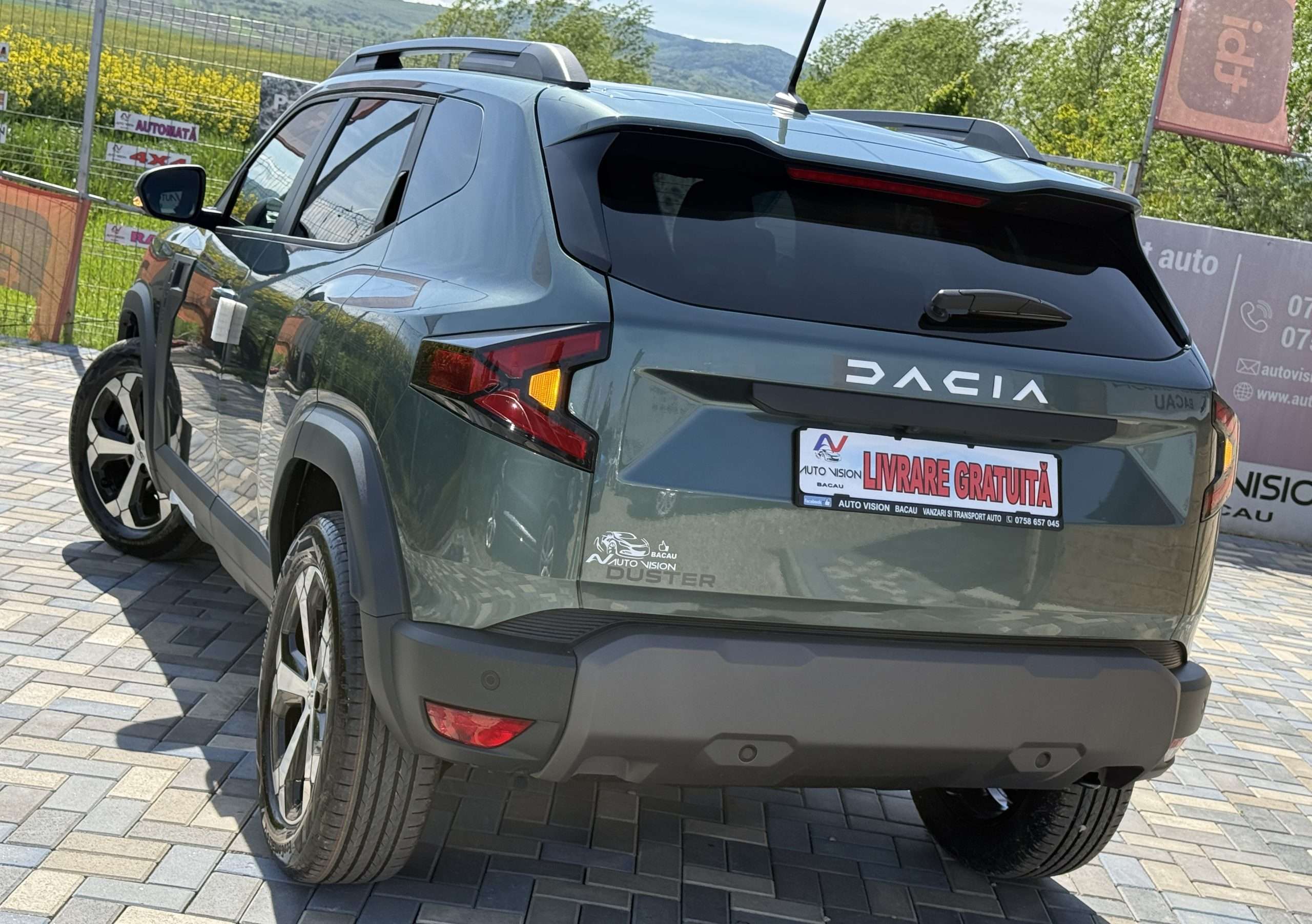 DACIA DUSTER Expression ECO-G 120CP–BENZINA+GPL Cutie AUTOMATA 2026 NOU TVA deductibil garantie de producator 3 ani STOC!