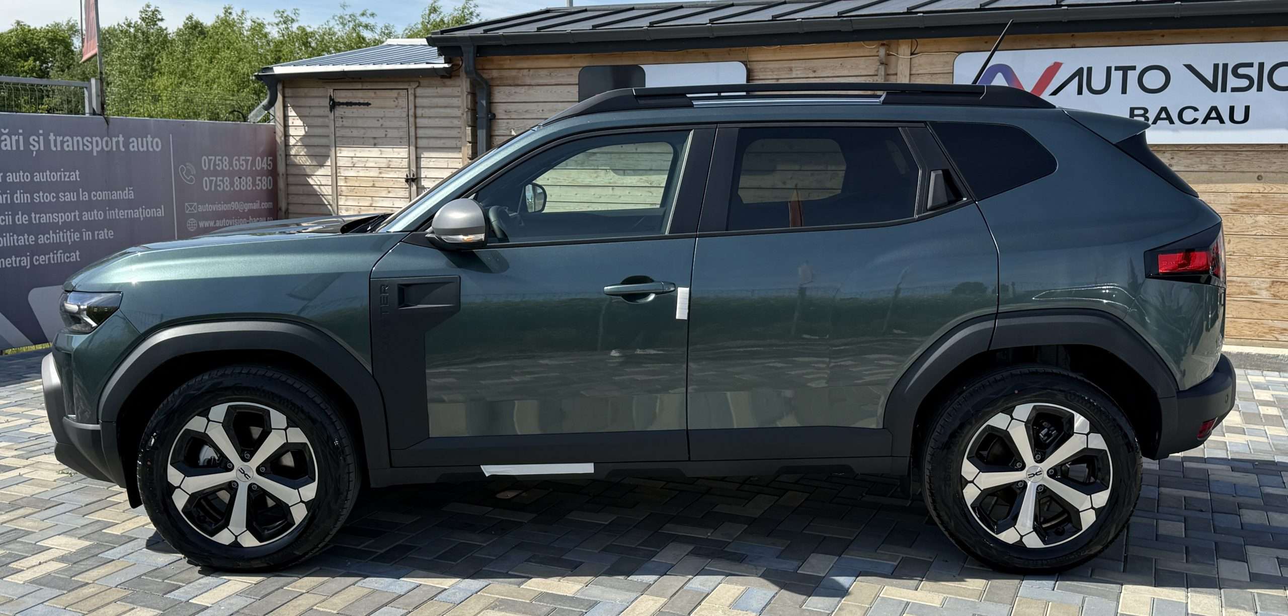 DACIA DUSTER Expression ECO-G 120CP–BENZINA+GPL Cutie AUTOMATA 2026 NOU TVA deductibil garantie de producator 3 ani STOC!