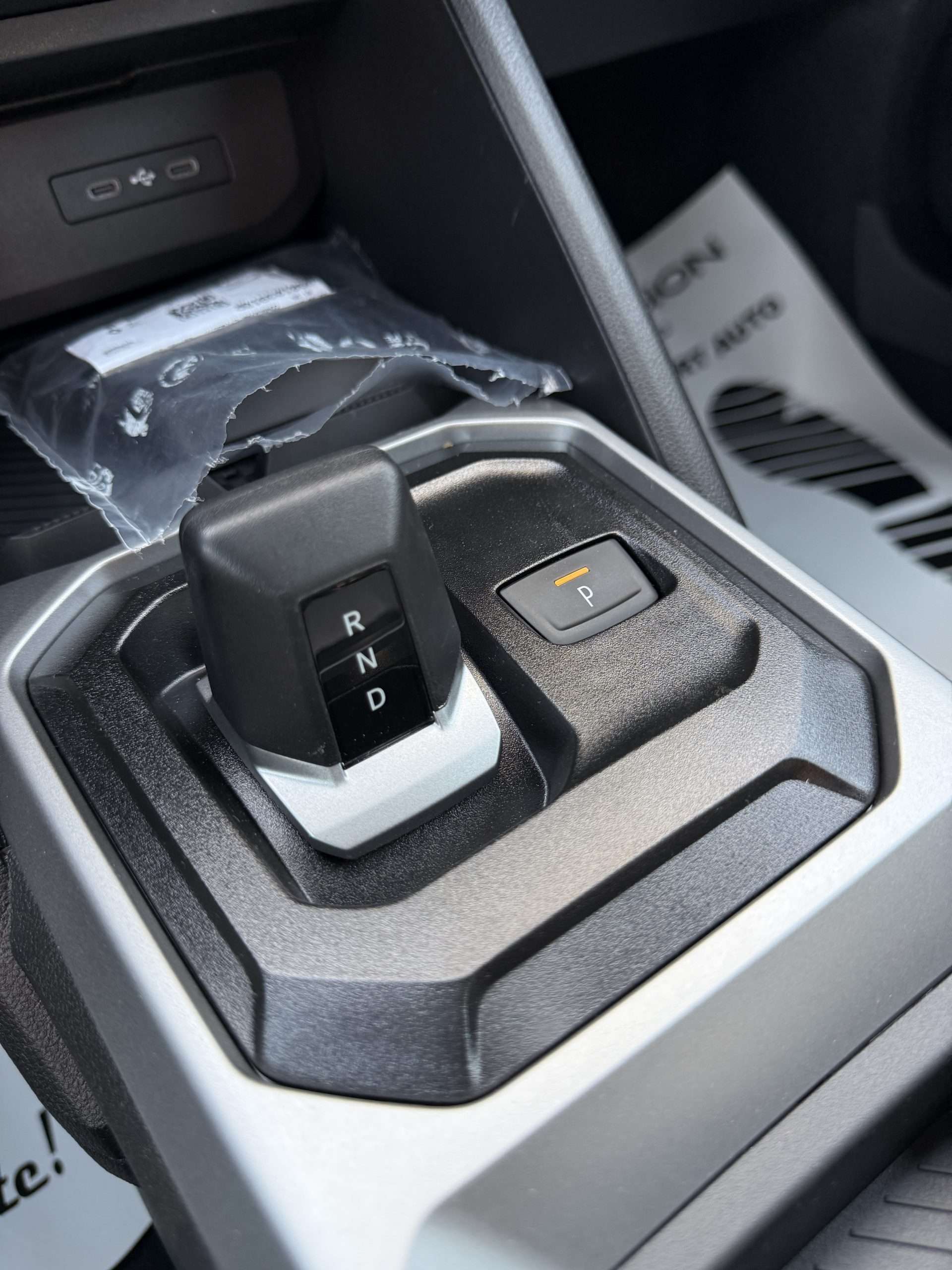 DACIA DUSTER Expression ECO-G 120CP–BENZINA+GPL Cutie AUTOMATA 2026 NOU TVA deductibil garantie de producator 3 ani STOC!