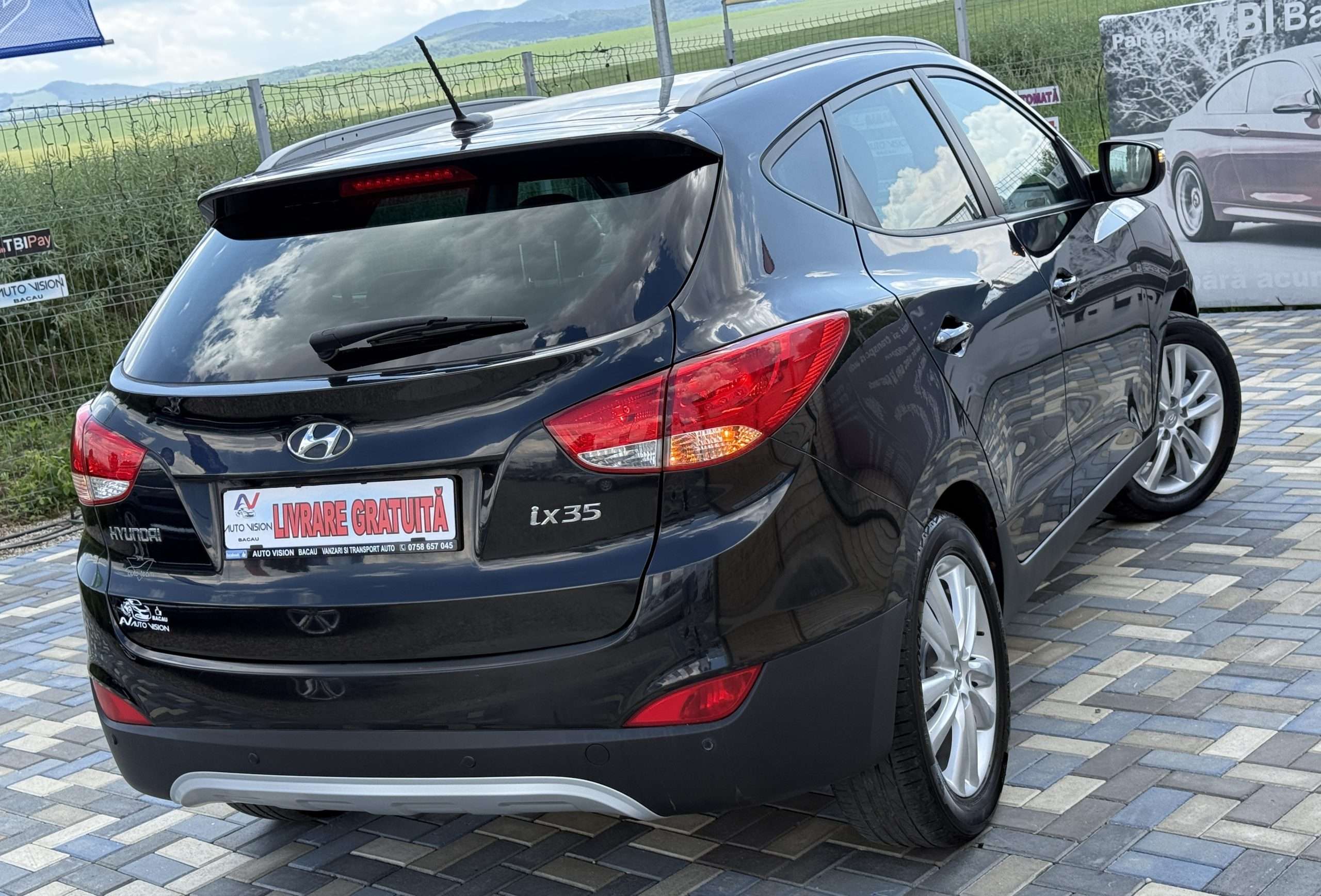 Hyundai iX35 2.0 Benzina 163Cp Cutie AUTOMATA 02/2011 E5 FULL PIELE Panoramic NAV Top Import Germania!