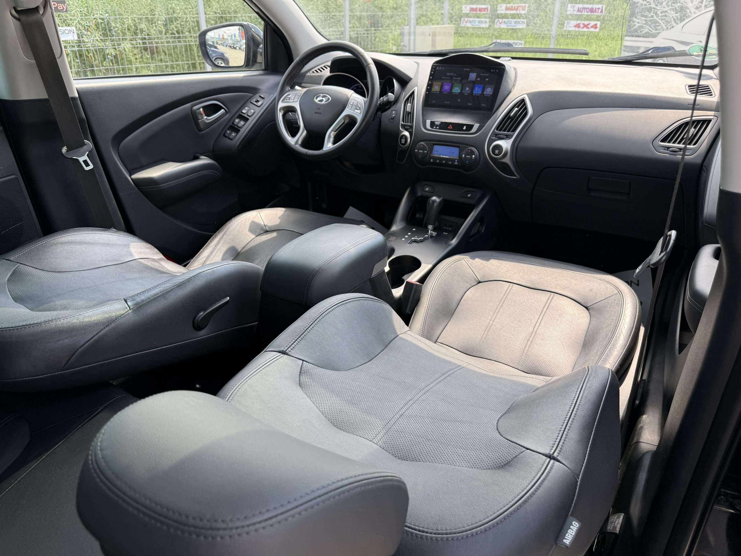 Hyundai iX35 2.0 Benzina 163Cp Cutie AUTOMATA 02/2011 E5 FULL PIELE Panoramic NAV Top Import Germania!