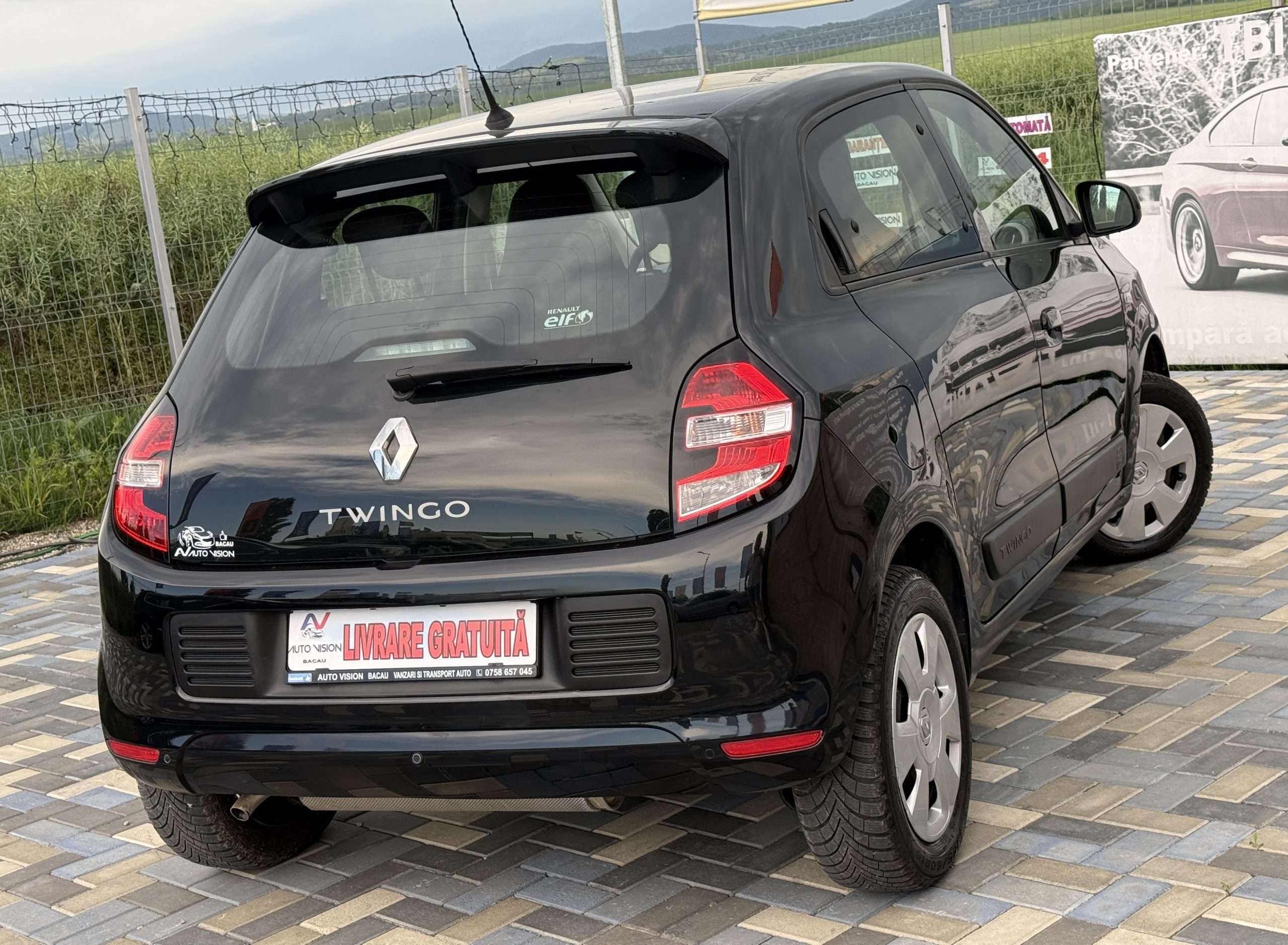 Renault Twingo facelift 0.9 Benzina 90CP 06/2017 Euro6 AC LED 4usi Impecabila Import Germania!