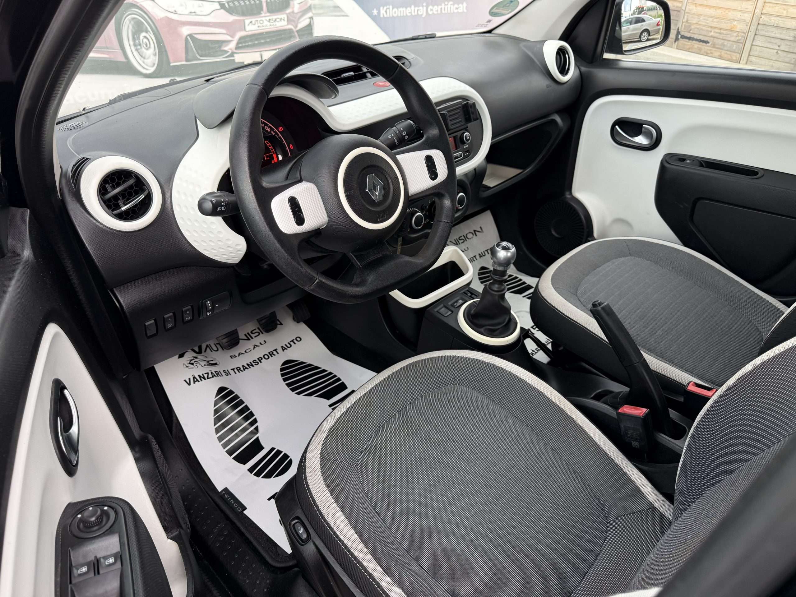 Renault Twingo facelift 0.9 Benzina 90CP 06/2017 Euro6 AC LED 4usi Impecabila Import Germania!