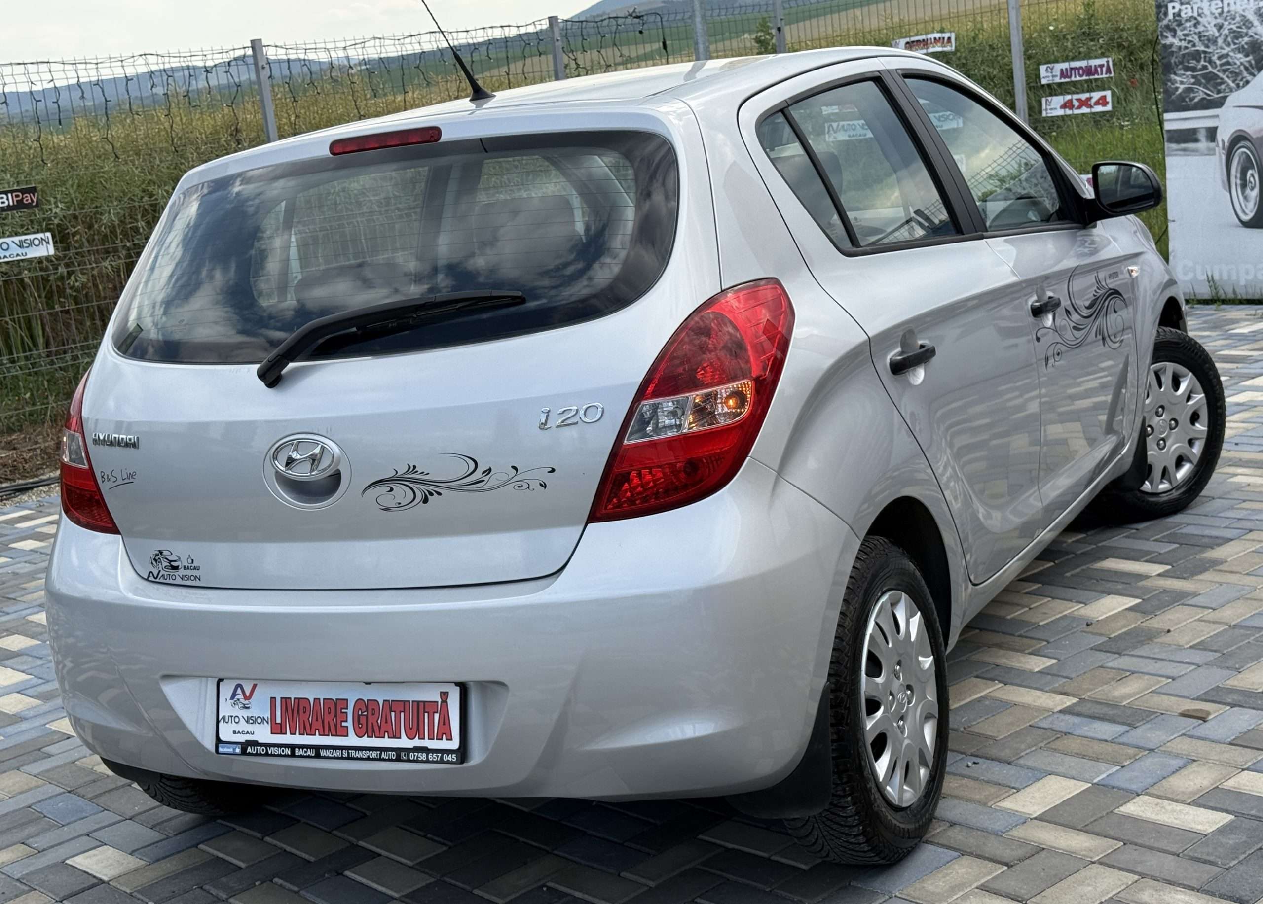 Hyundai i20 Hatchback 1.3 Benzina 77CP 06/2009 5+1 trepte AC Km reali Import Germania!