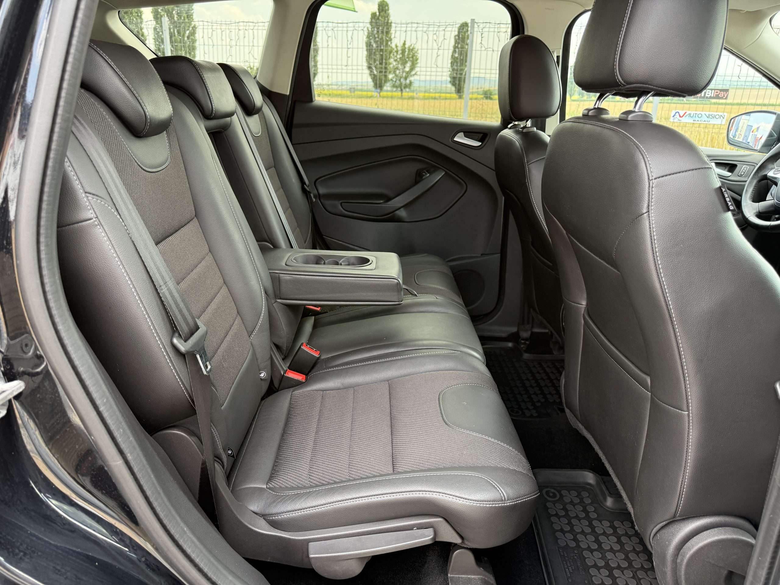 Ford Kuga 2.0 Diesel 150CP 4X4 TITANIUM 03/2015 E6 Import Germania!