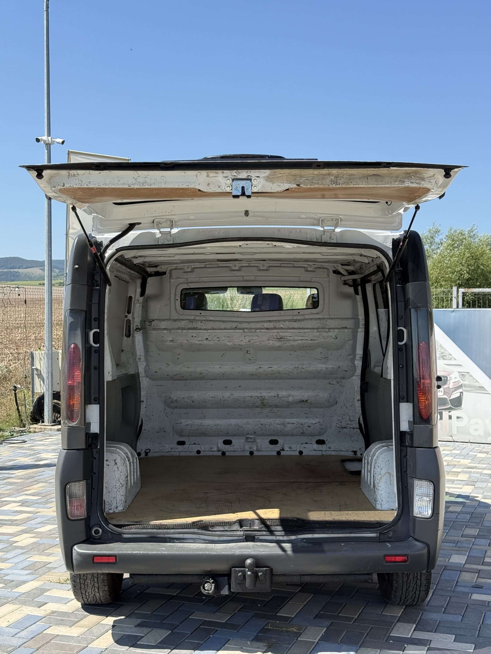 Renault Trafic 1.9 Dci Diesel 101CP 10/2005 6+1 trepte AC Compet functional Import Germania!