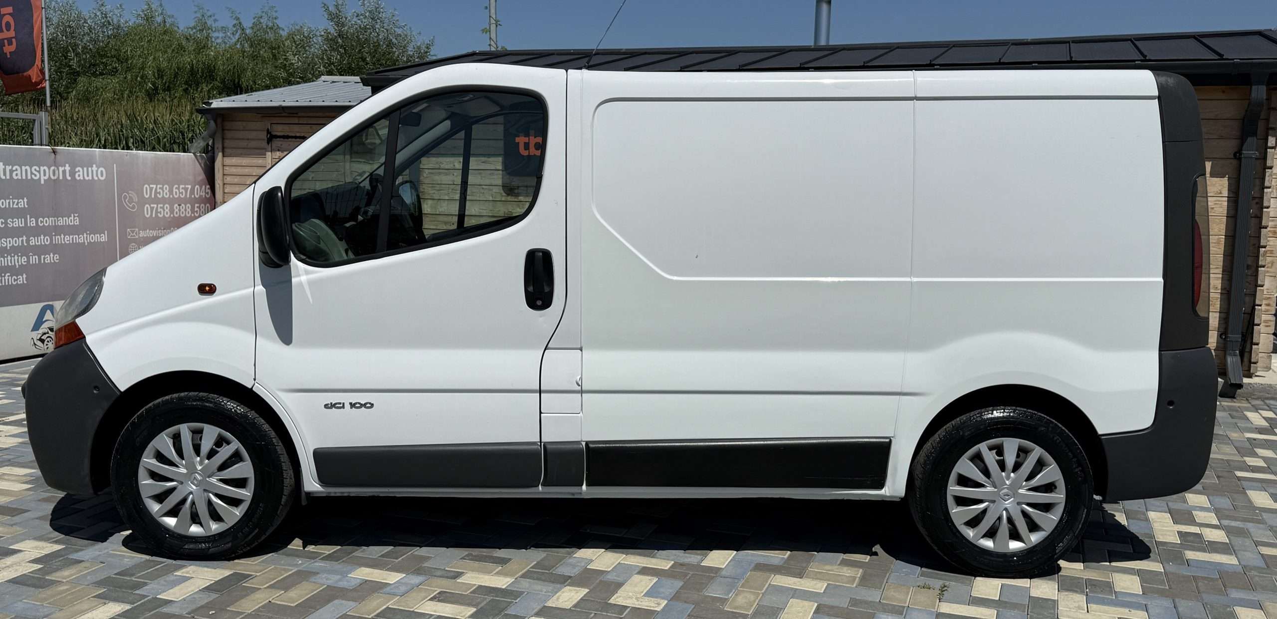 Renault Trafic 1.9 Dci Diesel 101CP 10/2005 6+1 trepte AC Compet functional Import Germania!