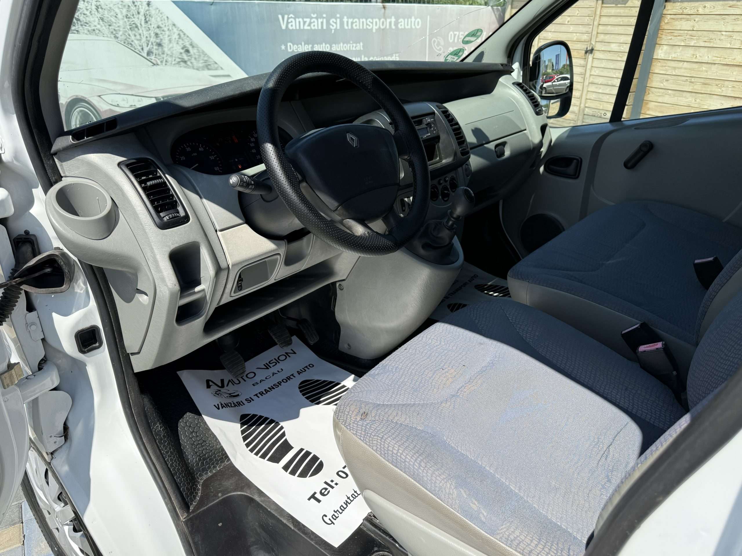 Renault Trafic 1.9 Dci Diesel 101CP 10/2005 6+1 trepte AC Compet functional Import Germania!