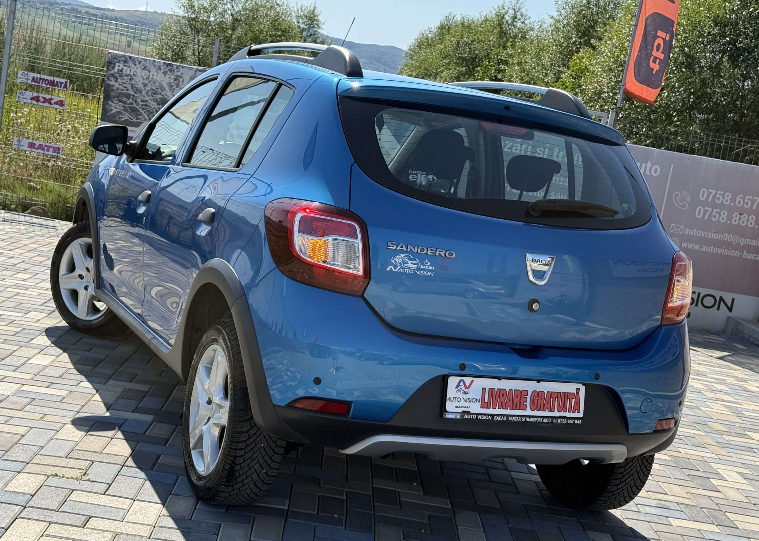 Dacia Sandero Stepway 0.9 Tce 90Cp 05/2015 Euro5 AC NAV in stare impecabila import Germania!