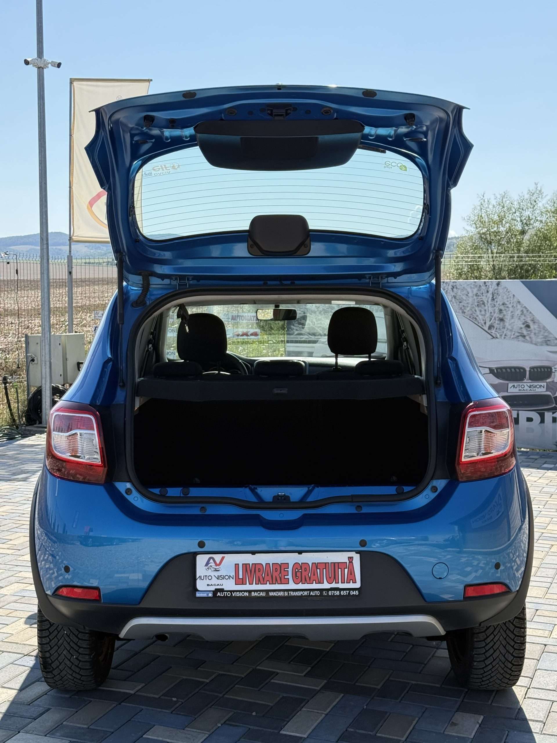 Dacia Sandero Stepway 0.9 Tce 90Cp 05/2015 Euro5 AC NAV in stare impecabila import Germania!