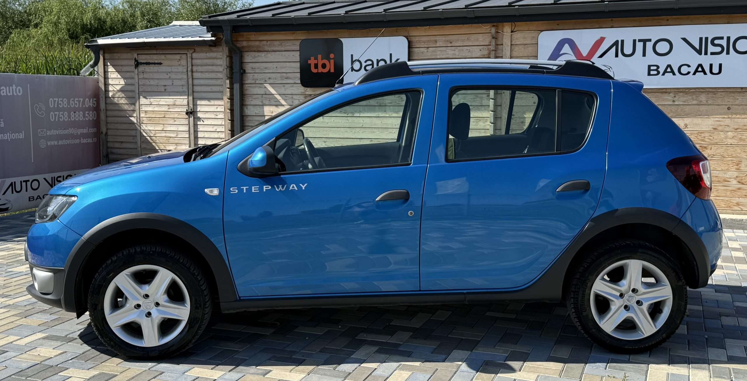 Dacia Sandero Stepway 0.9 Tce 90Cp 05/2015 Euro5 AC NAV in stare impecabila import Germania!