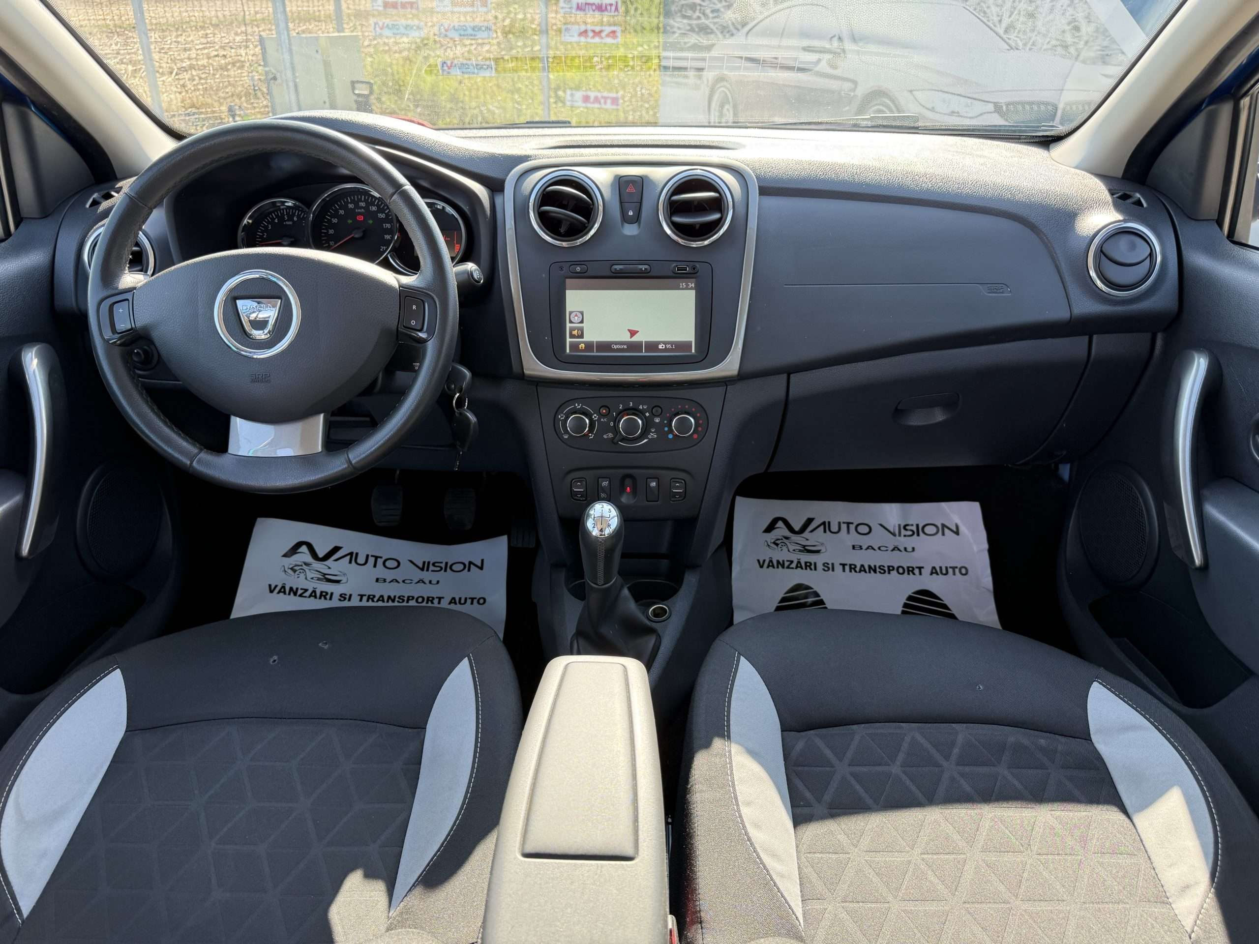 Dacia Sandero Stepway 0.9 Tce 90Cp 05/2015 Euro5 AC NAV in stare impecabila import Germania!