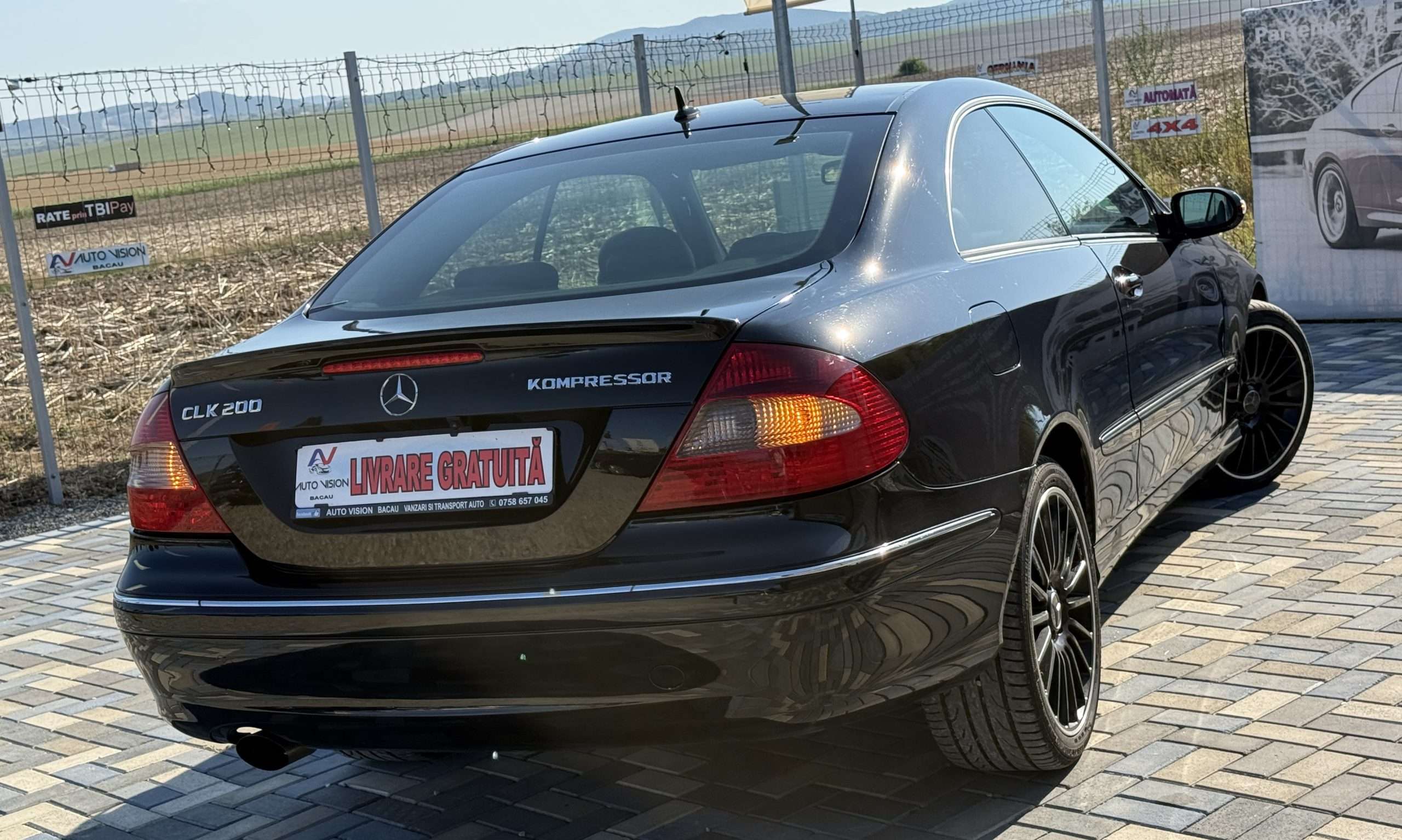 Mercedes-Benz CLK200 Kompressor Avantgarde Coupe 1.8Benzina 163CP 11/2006 Clima NAV Piele Impecabila!