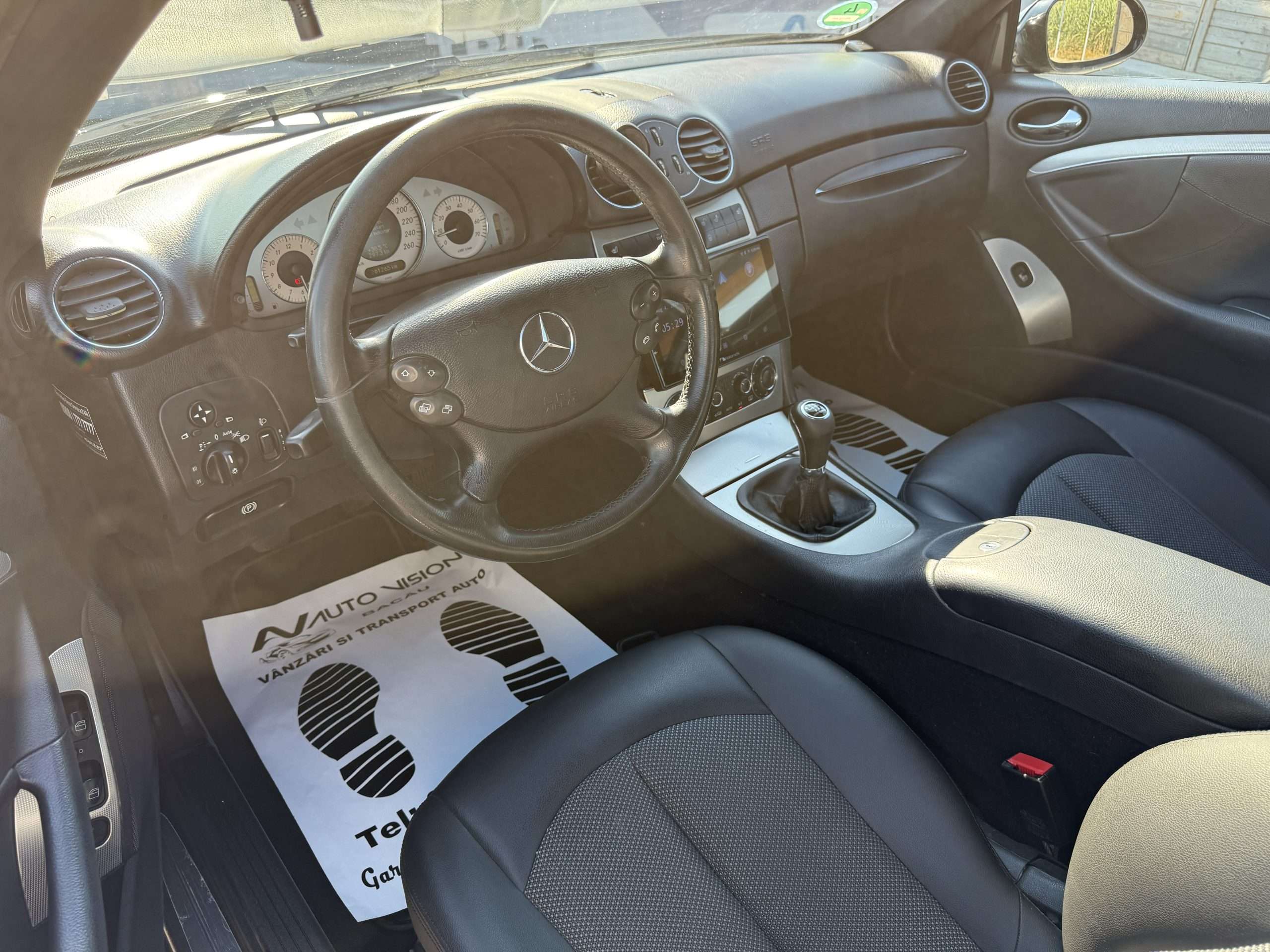 Mercedes-Benz CLK200 Kompressor Avantgarde Coupe 1.8Benzina 163CP 11/2006 Clima NAV Piele Impecabila!